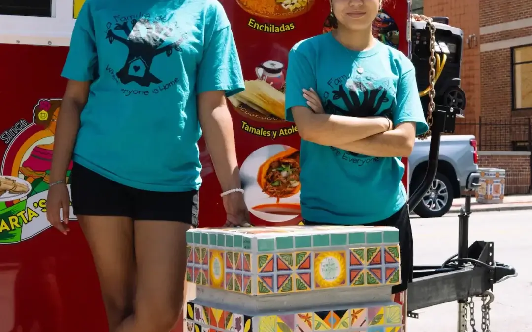 The Arts Spotlight: La Familia De Arte